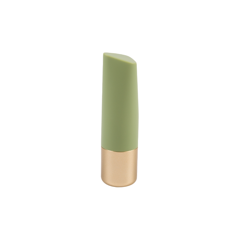 Tabung lipstik matte sage elegan